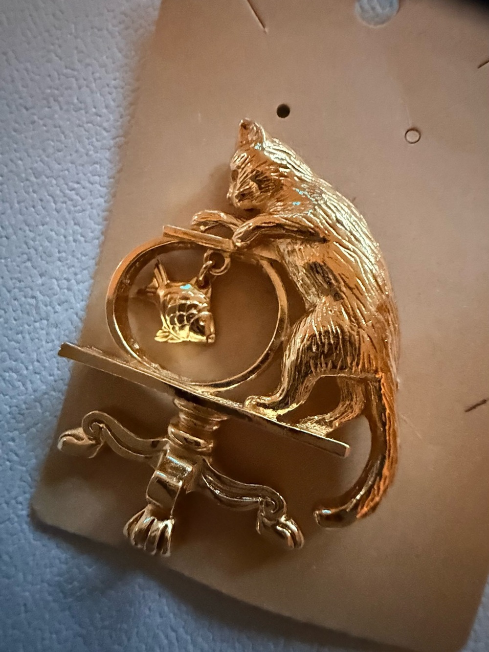 Gold Cat Brooch Pin - Elegant Cat Design